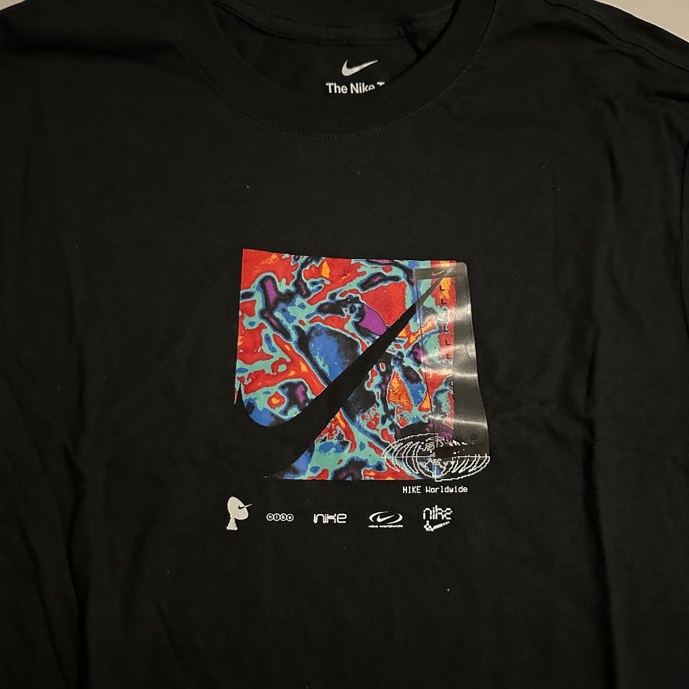 Men Nike T-shirt New With Tags